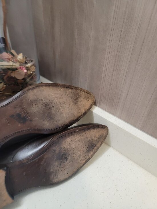 HUGO BOSS BROWN LEATHER OXFORDS SIZE  8 main image 4